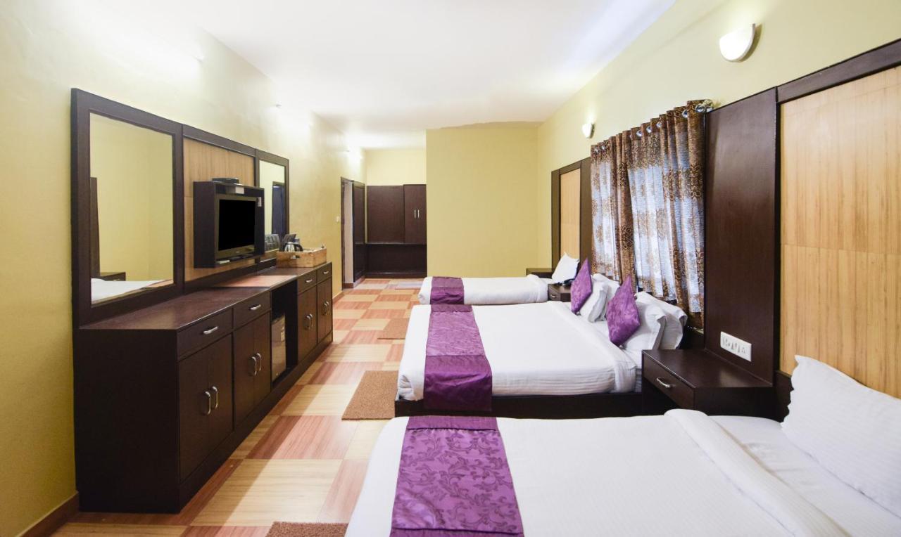 Hotel Varuna Varanasi Dış mekan fotoğraf