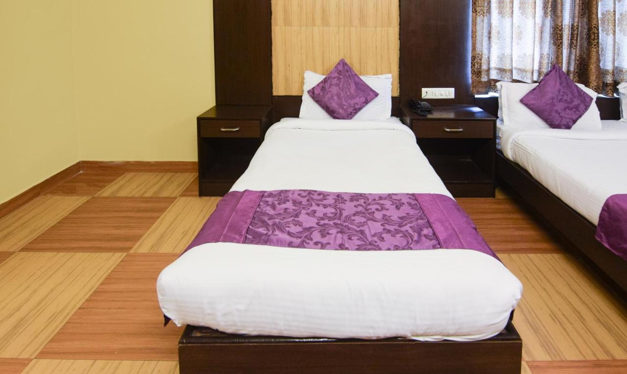 Hotel Varuna Varanasi Dış mekan fotoğraf