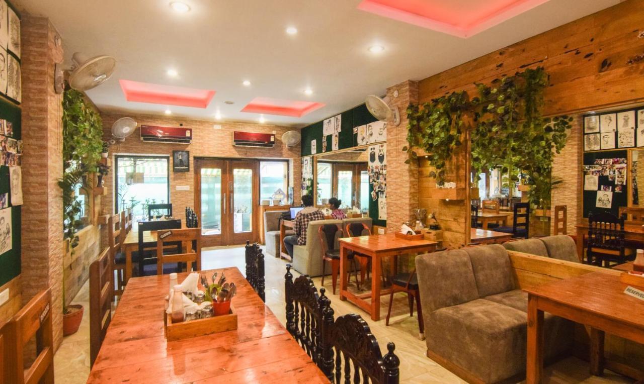 Hotel Varuna Varanasi Dış mekan fotoğraf