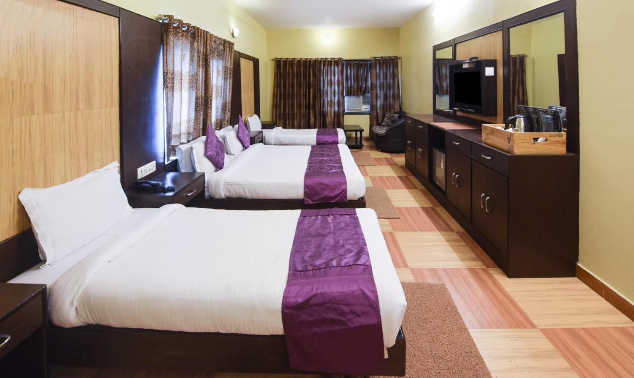 Hotel Varuna Varanasi Dış mekan fotoğraf